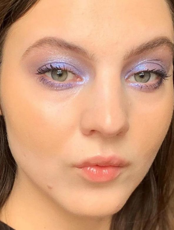 Lilac shimmer eyeshadow